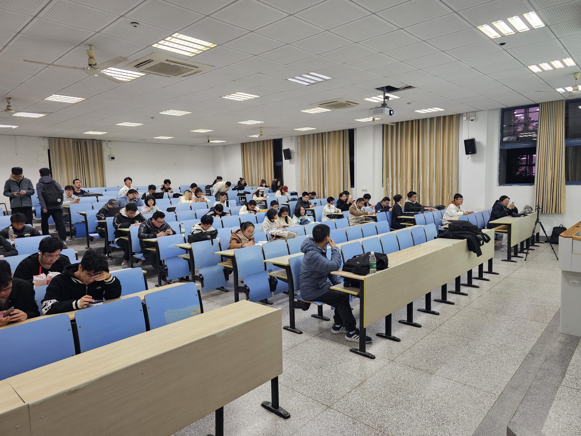 WhatsApp%20Image%202024-12-09%20at%2009.41.52-2